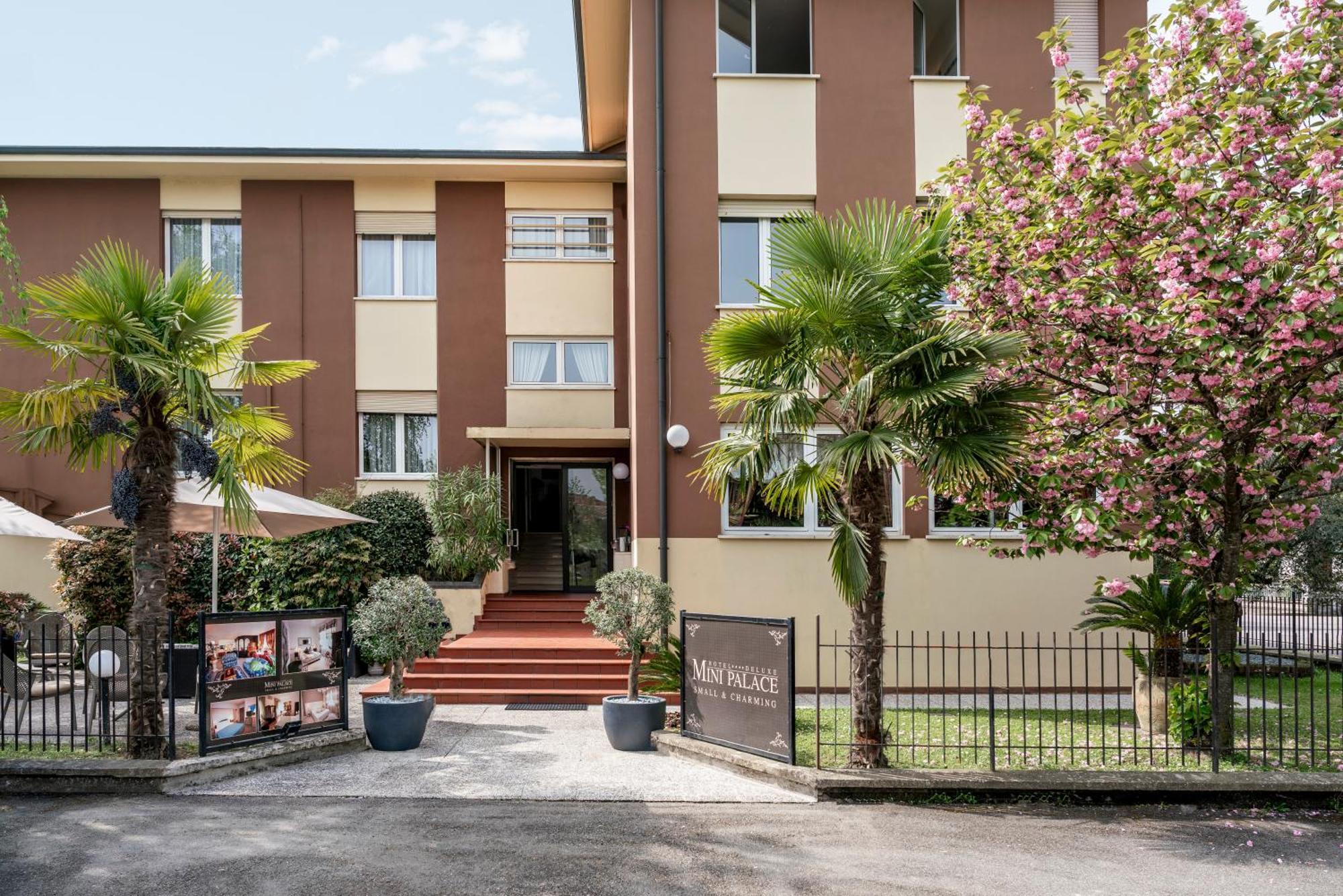 Hotel Mini Palace - Country House Molinella Εξωτερικό φωτογραφία