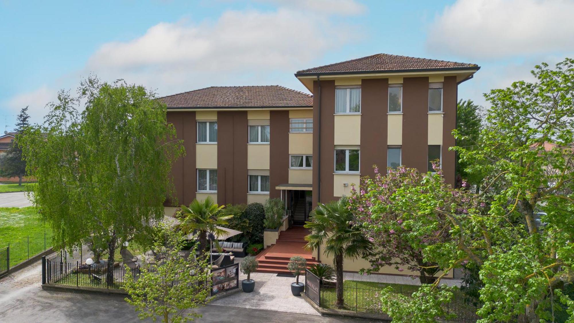 Hotel Mini Palace - Country House Molinella Εξωτερικό φωτογραφία