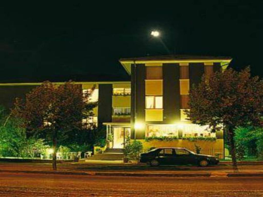 Hotel Mini Palace - Country House Molinella Εξωτερικό φωτογραφία