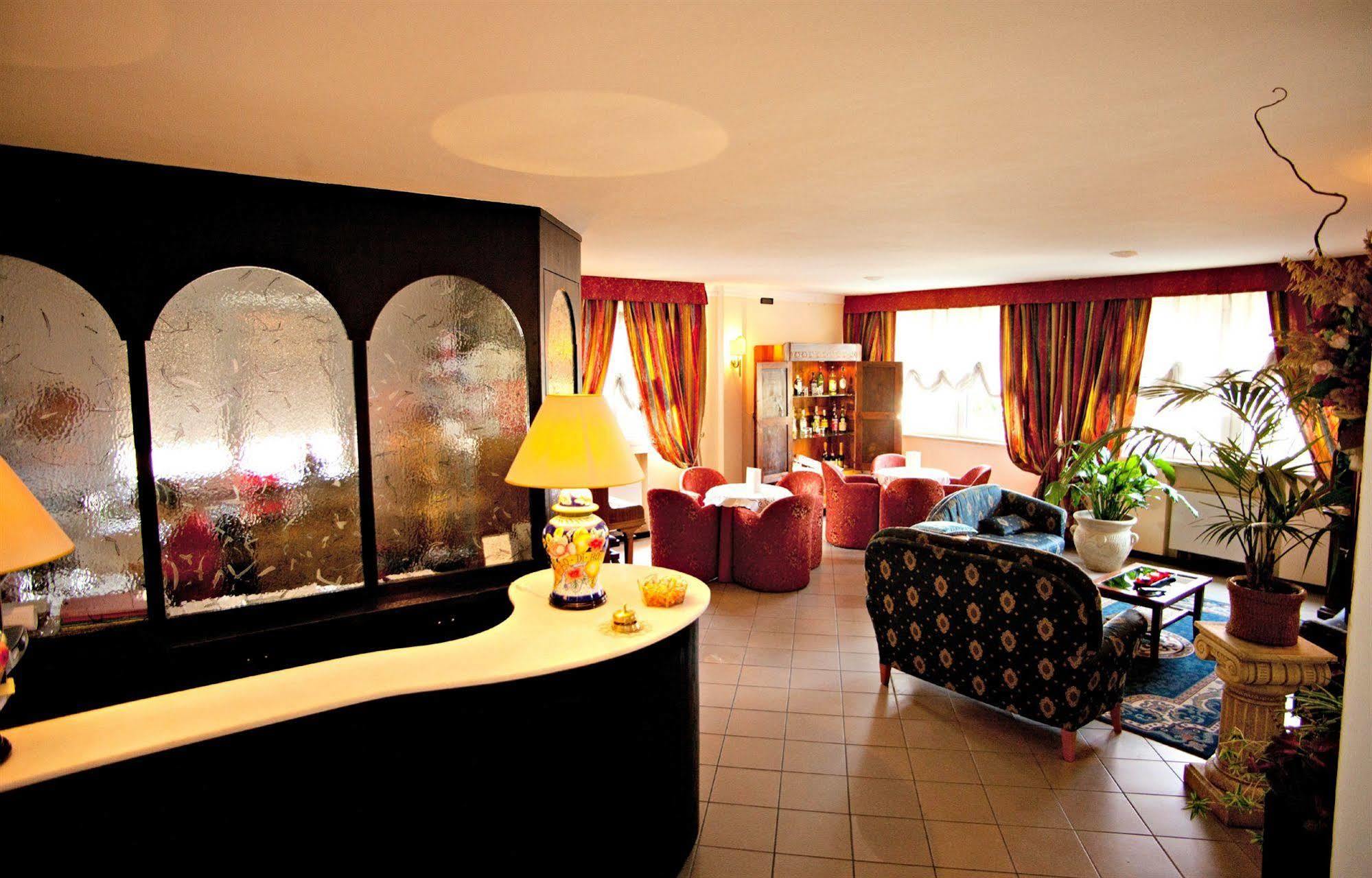 Hotel Mini Palace - Country House Molinella Εξωτερικό φωτογραφία